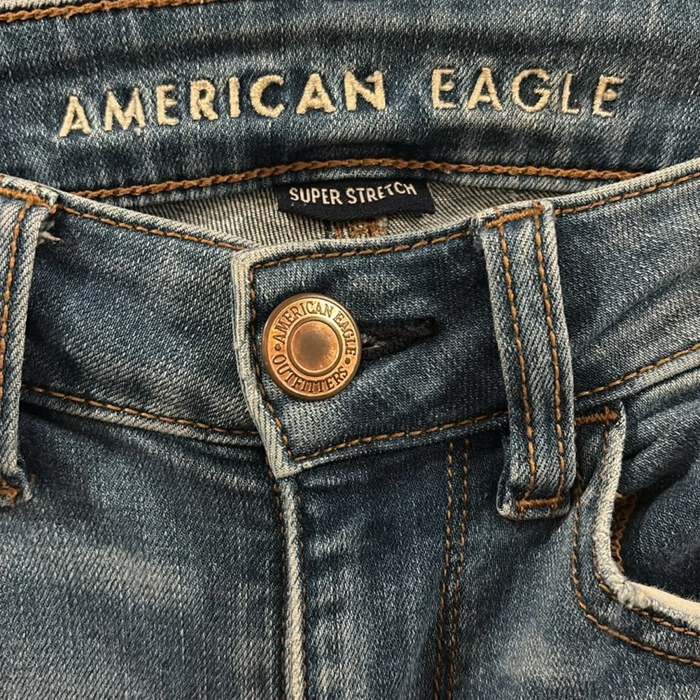 American Eagle Women’s High Rise Distressed Jeggings Size 2 - Picture 8 of 14